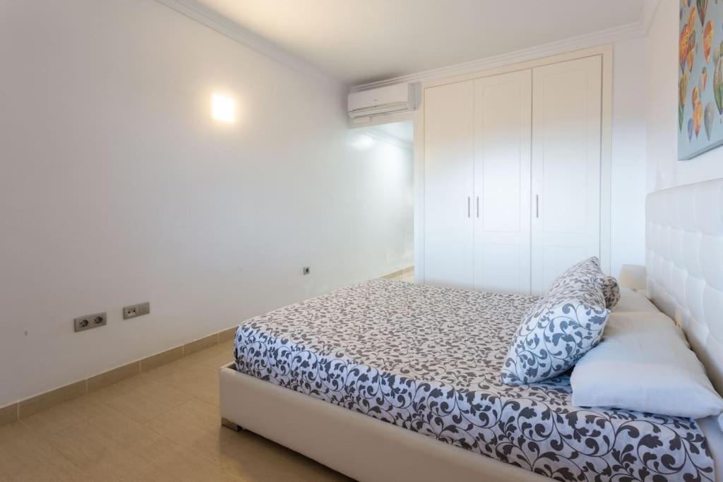 Prachtig Luxe Appartement Met Zeezicht ซานมิเกลเดียโบนา ภายนอก รูปภาพ
